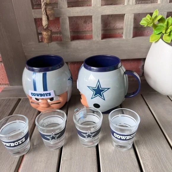 Dallas Cowboys NFL bundle, Two Mugs & 4 shot glasses Tailgate Fathers Day NEW